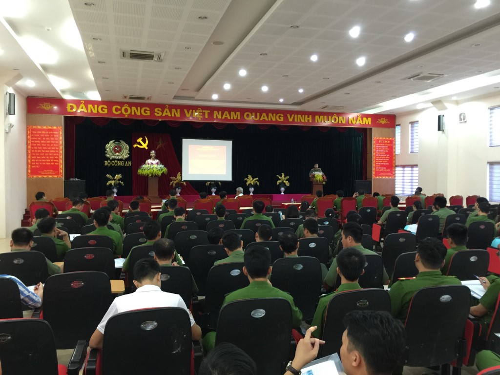 lớp đấu thầu viện quốc tế học